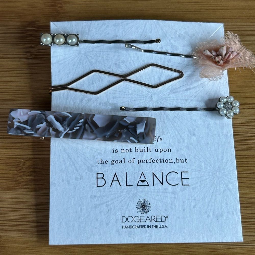 Dogeared Elegant Hair Accessory Set - Gold and Cream